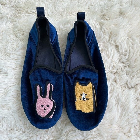 Native Malibu Blue Velvet Loafers with Embroidered rabbit and cat - Picture 1 of 4